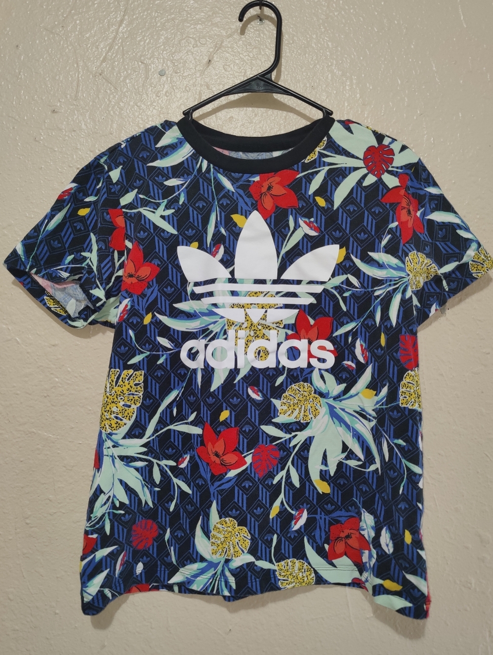 Adidas HER Tropical T - S